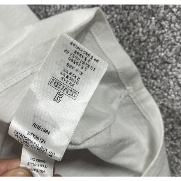 Patagonia T Shirt Womens Extra Small Slim Fit Bear Mountain Organic Cotton Blend - Picture 5 of 9